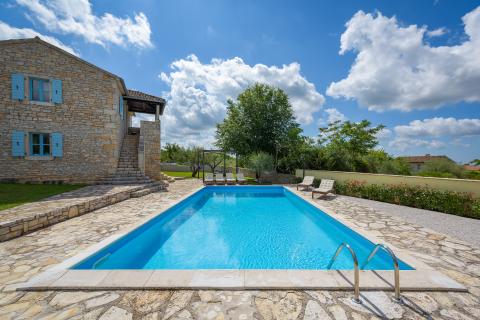Poreč, okolica, šarmantna istarska kamena kuća sa bazenom
