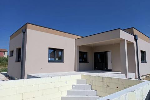 ISTRA, Svetvičenat - prizemnica sa bazenom NOVO