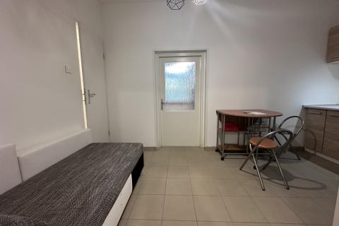 Istra,Pula,adaptirani stan na Stoji