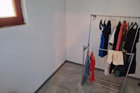 Draga Bašćanska - kuća u nizu 77,4m2, okućnica 29m2