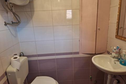 Draga Bašćanska - kuća u nizu 77,4m2, okućnica 29m2