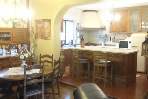 Istra, Umag - prizemlje s 2 stana, 50 m od plaže 