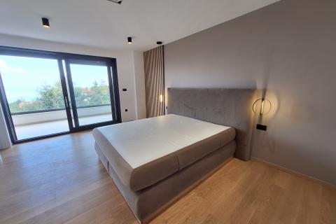 OPATIJA, Pobri - kuća u nizu za dugoročni najam