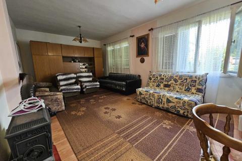 Useljiva dvojna kuća u Vrbovskom