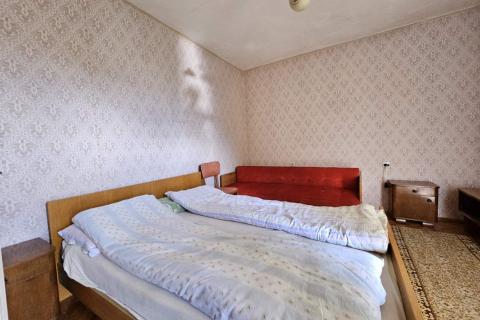 Useljiva dvojna kuća u Vrbovskom