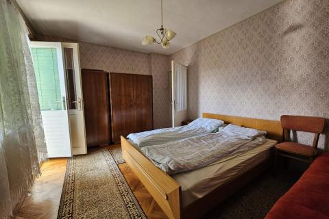 Useljiva dvojna kuća u Vrbovskom