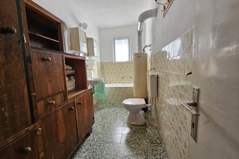 Useljiva dvojna kuća u Vrbovskom