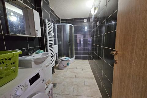 Hiša Vrbovsko, 260m2