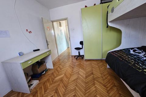 Hiša Vrbovsko, 260m2