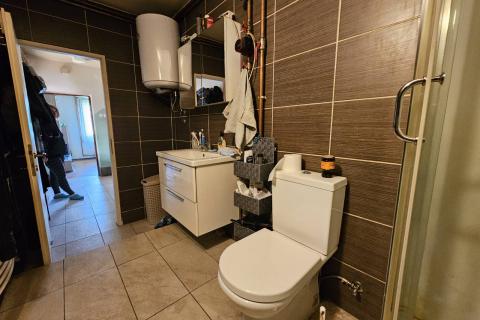 Hiša Vrbovsko, 260m2