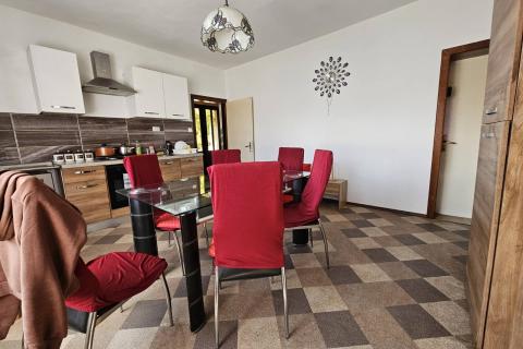 Hiša Vrbovsko, 260m2