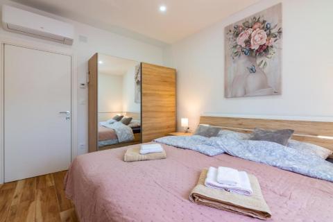 MATULJI, MUČIĆI - kuća s bazenom, dugoročno