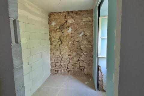 Istra, Krnica kuća za adaptaciju na odličnoj lokaciji