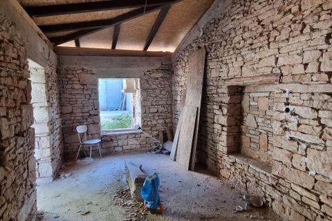 Istra, Krnica kuća za adaptaciju na odličnoj lokaciji