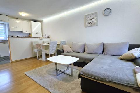 Istra, Brtonigla, autohtona kuća u nizu