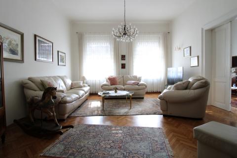 Дом Centar, Velika Gorica, 437m2