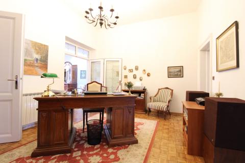 Дом Centar, Velika Gorica, 437m2