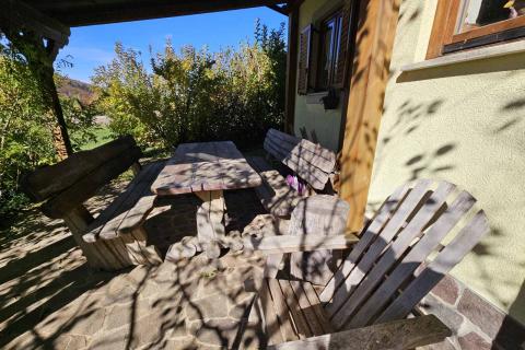 Hiša Stari Laz, Ravna Gora, 260m2