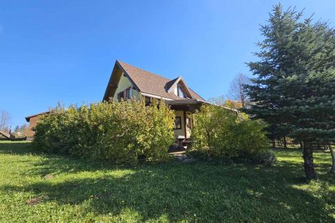 Hiša Stari Laz, Ravna Gora, 260m2