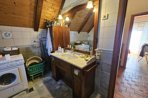 Hiša Stari Laz, Ravna Gora, 260m2