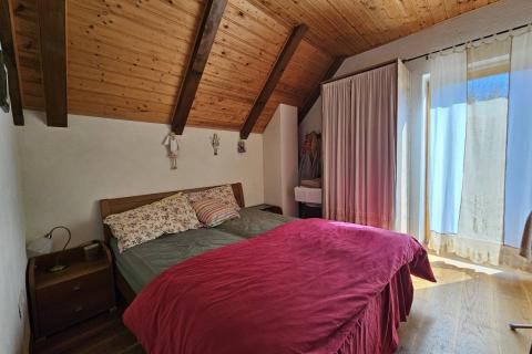 Hiša Stari Laz, Ravna Gora, 260m2