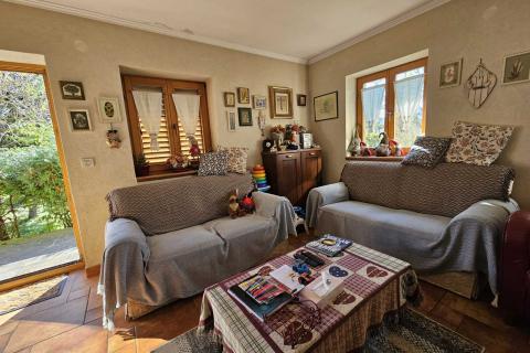 Hiša Stari Laz, Ravna Gora, 260m2