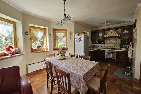 Hiša Stari Laz, Ravna Gora, 260m2