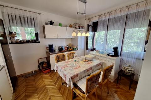 OPATIJA, LOVRAN - obiteljska kuća u oazi mira i zelenila