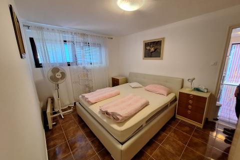 OPATIJA, LOVRAN - obiteljska kuća u oazi mira i zelenila