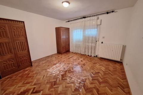 Дом Matulji, 170m2