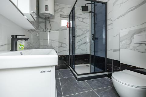 Crikvenica- stan blizu mora sa parkingom