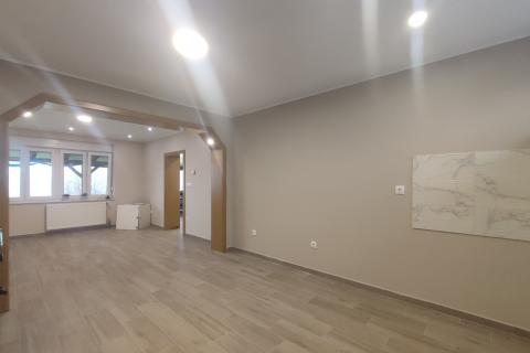 Lešće, kuća 319 m2, blizina toplica, pogled na Dobru