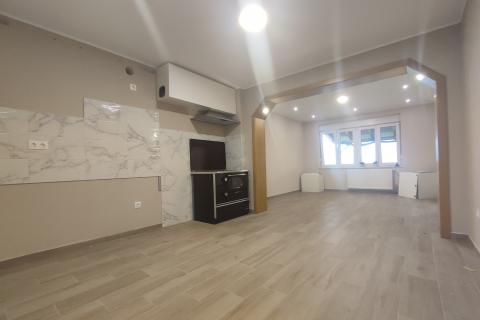 Lešće, kuća 319 m2, blizina toplica, pogled na Dobru