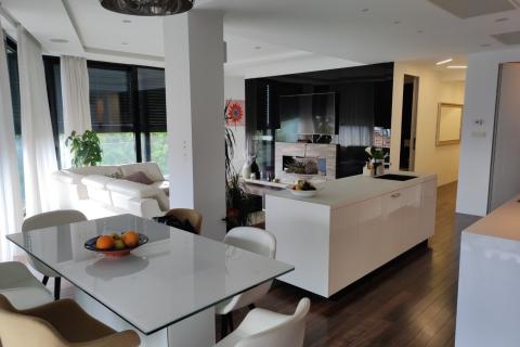 Flat/Appartement Matulji, 160m2