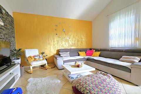 Istra, Novigrad okolica, prostran atraktivan stan