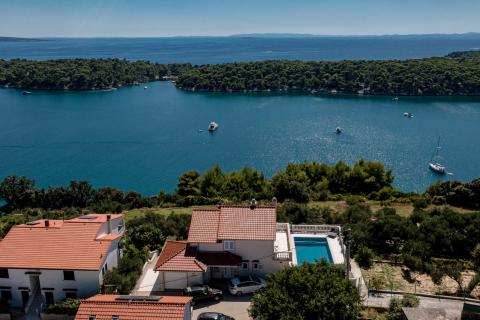 Einfamilienhaus/Wohnhaus Palit, Rab, 256m2