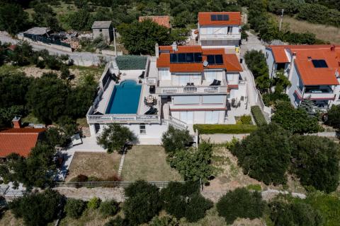 Einfamilienhaus/Wohnhaus Palit, Rab, 256m2