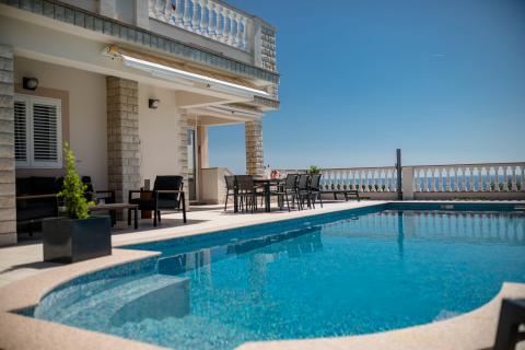 Einfamilienhaus/Wohnhaus Palit, Rab, 256m2