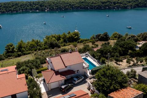 Einfamilienhaus/Wohnhaus Palit, Rab, 256m2