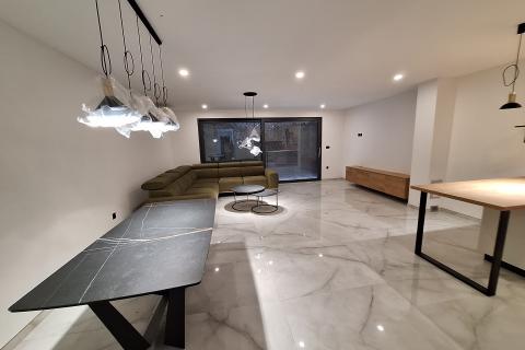 Wohnung Pobri, Opatija - Okolica, 168m2