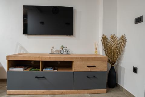 LOVRAN - centar - ugostiteljski obijekt - 79 m2