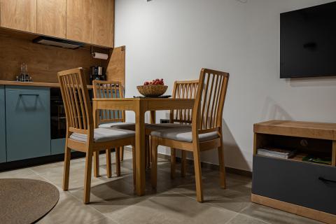 LOVRAN - centar - ugostiteljski obijekt - 79 m2