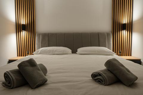 LOVRAN - centar - ugostiteljski obijekt - 79 m2