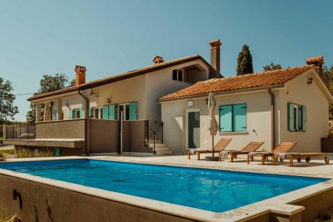 Дом Oprtalj, 180m2