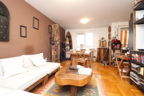 Zagreb, Svetice, prostrani stan s četiri sobe, 119m2