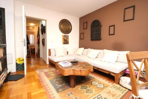 Zagreb, Svetice, prostrani stan s četiri sobe, 119m2