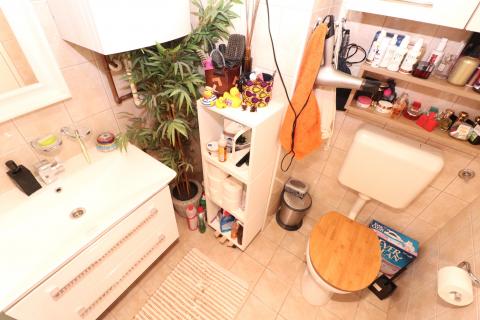 Zagreb, Svetice, prostrani stan s četiri sobe, 119m2