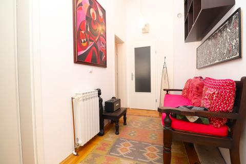 Zagreb, Svetice, prostrani stan s četiri sobe, 119m2