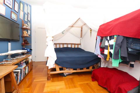 Zagreb, Svetice, prostrani stan s četiri sobe, 119m2