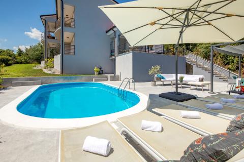 Hiša Bivio, Rijeka, 300m2